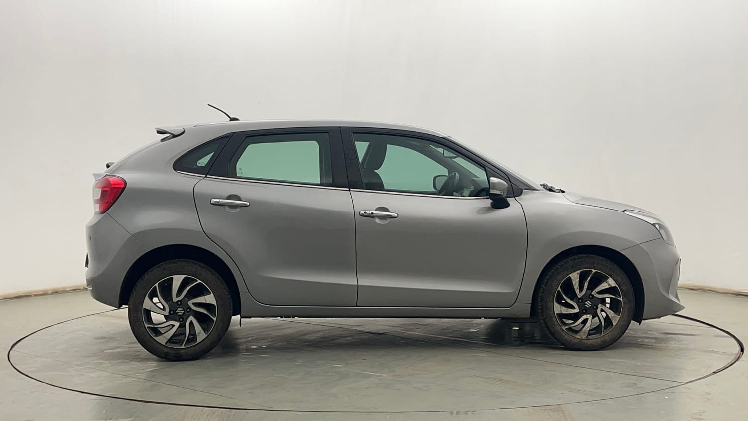 Used 2021 Maruti Suzuki Baleno Alpha Automatic Petrol Automatic exterior RIGHT SIDE VIEW