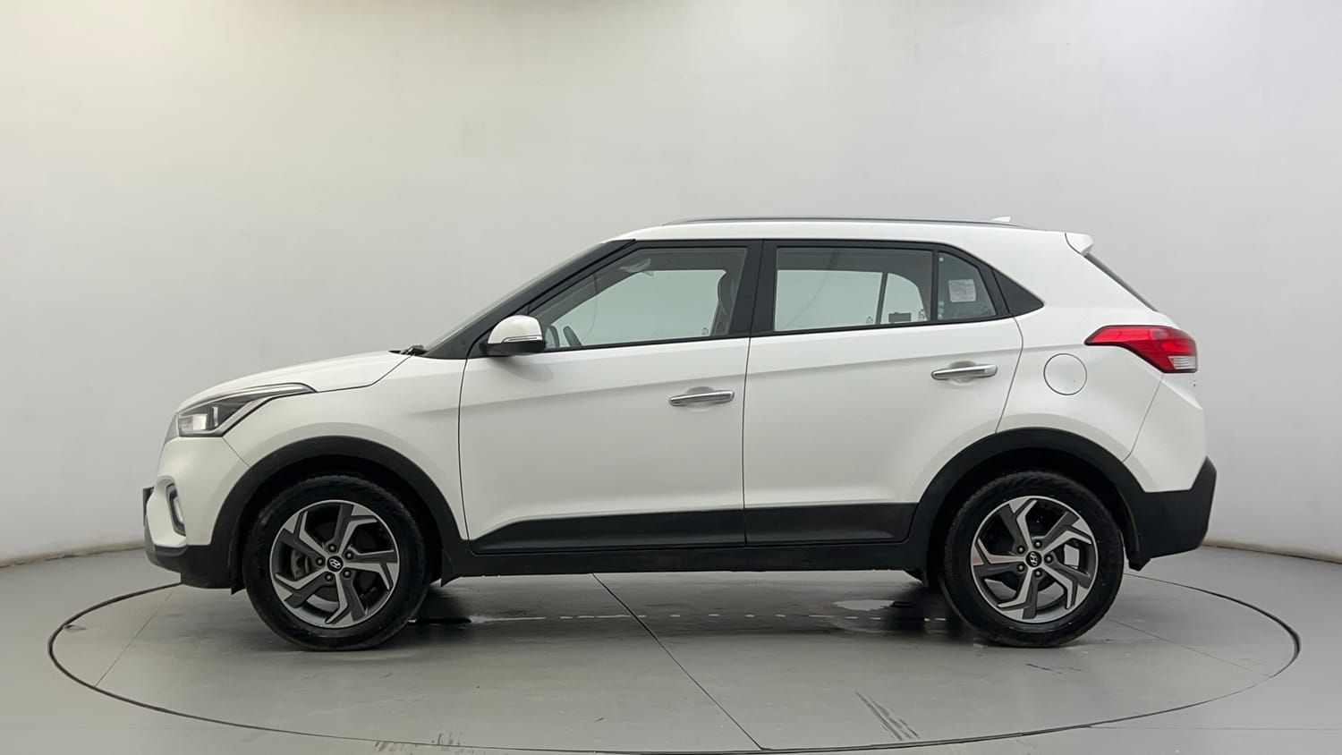 Used 2018 Hyundai Creta SX 1.6 AT Petrol Petrol Automatic exterior LEFT SIDE VIEW