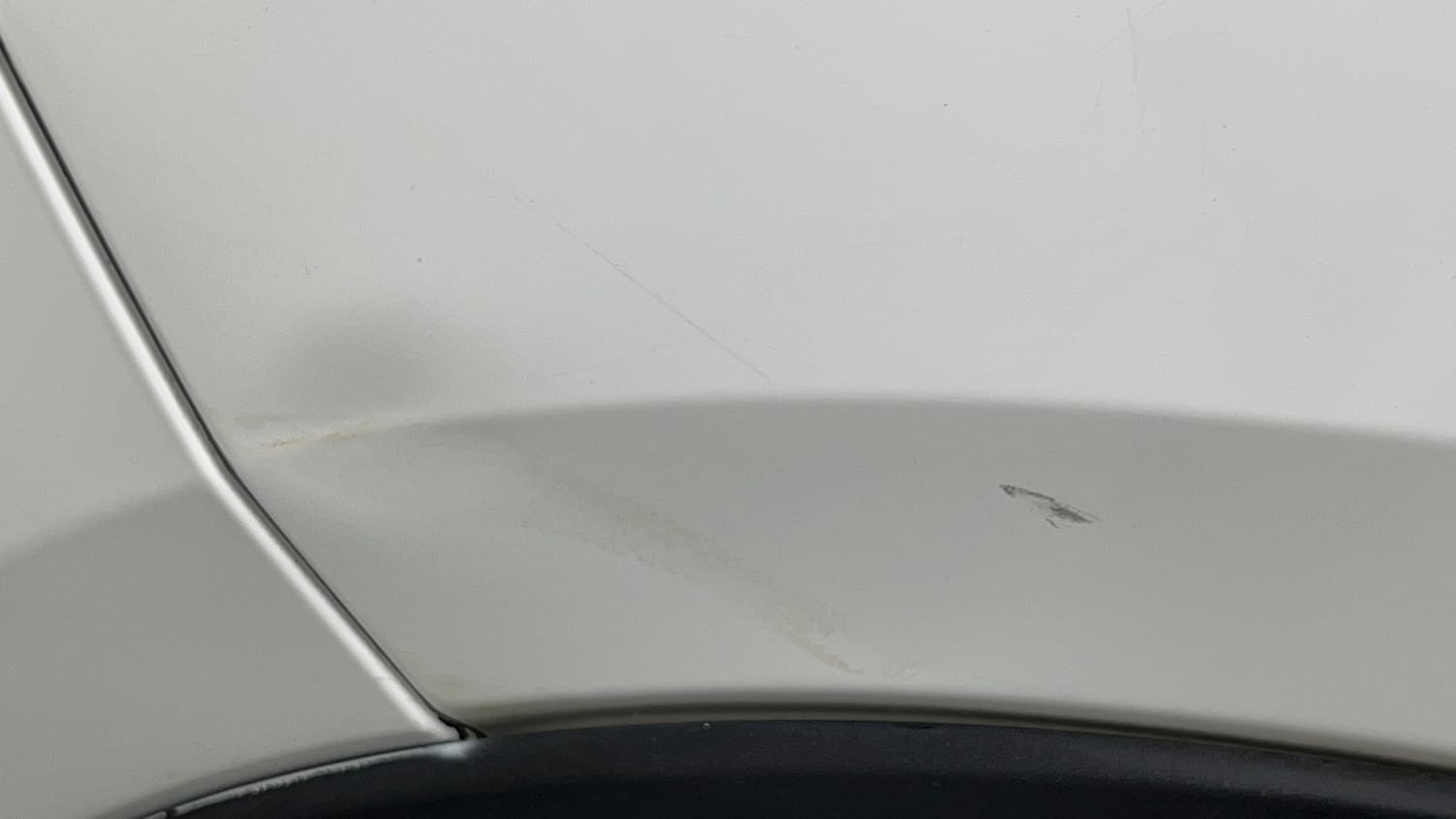 Used 2021 Nissan Magnite XE Petrol Manual dents MINOR DENT