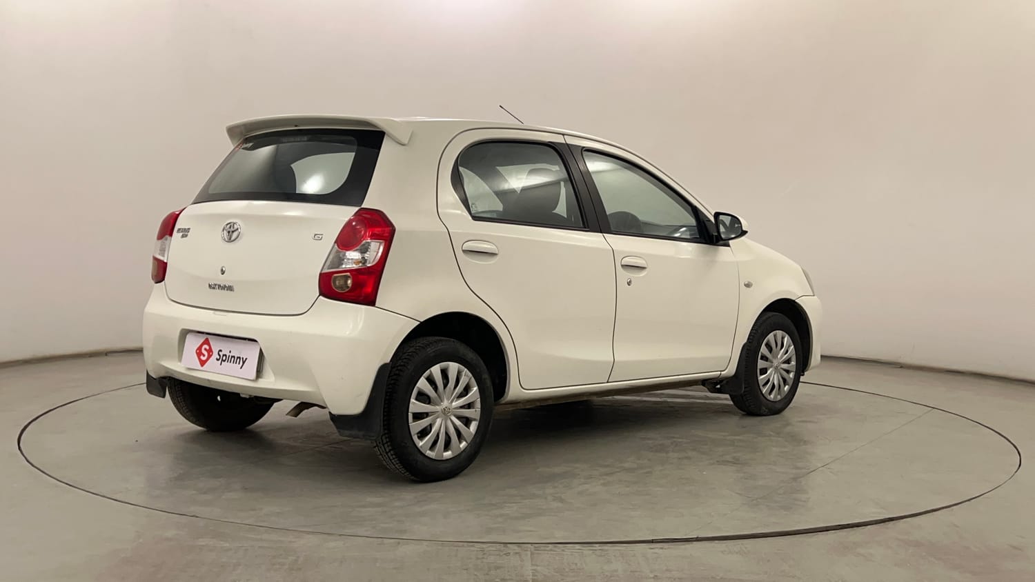 Used 2013 Toyota Etios Liva G Petrol Manual exterior RIGHT REAR CORNER VIEW