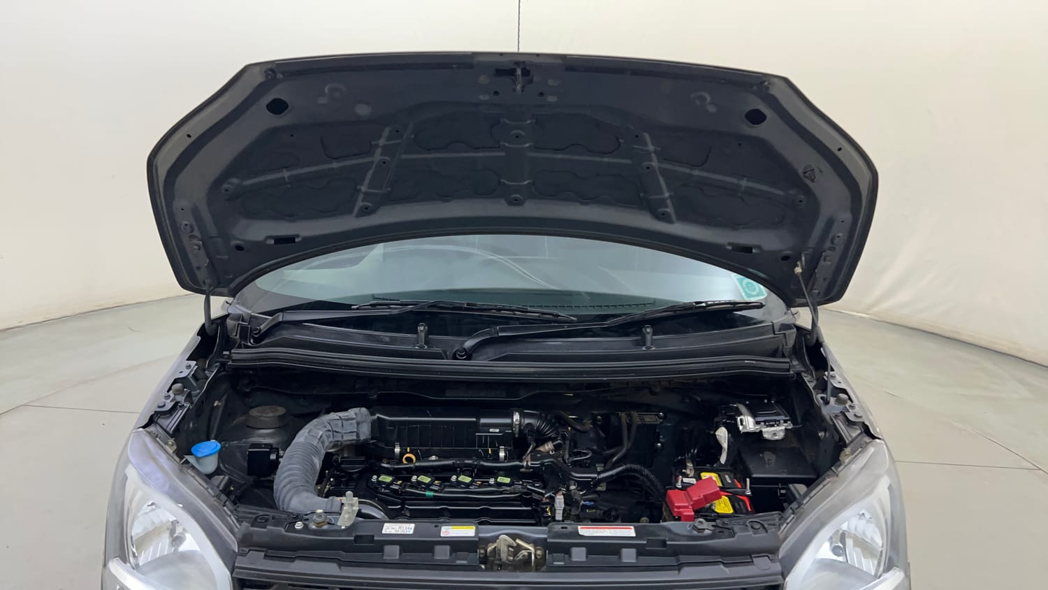 Used 2021 Maruti Suzuki Wagon R VXi (O) 1.2 Petrol Manual engine ENGINE & BONNET OPEN FRONT VIEW