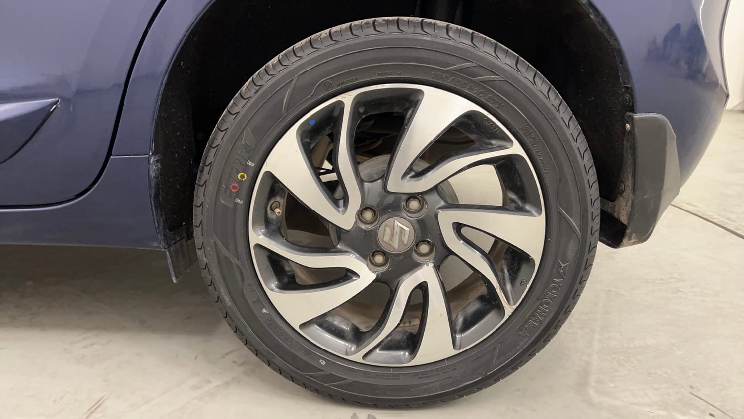 Used 2020 Maruti Suzuki Baleno Zeta Petrol Manual tyres LEFT REAR TYRE RIM VIEW