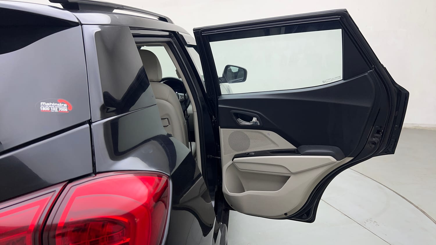 Used 2022 Mahindra XUV 300 W8 (O) 1.5 Diesel Diesel Manual interior RIGHT REAR DOOR OPEN VIEW