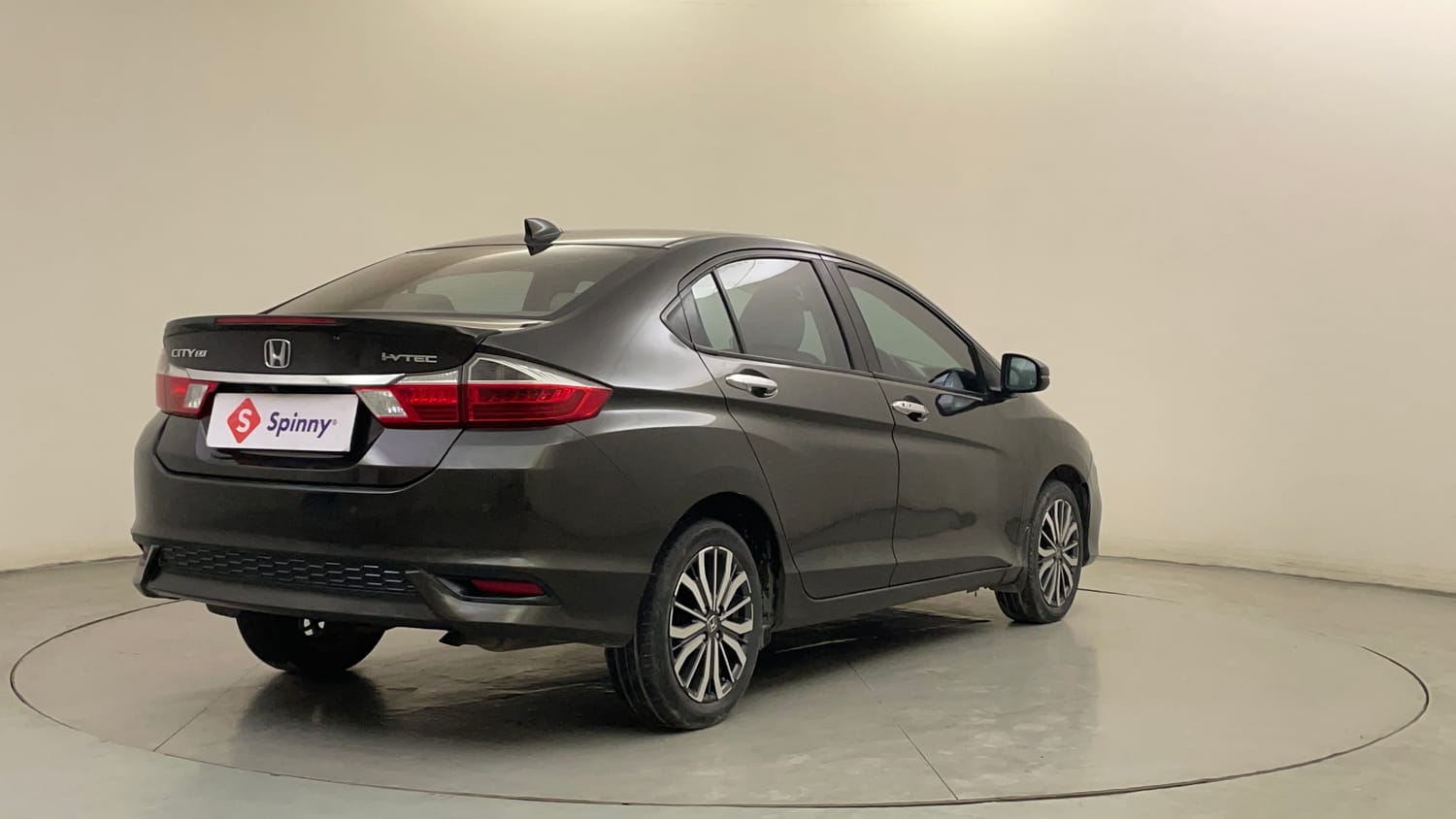 Used 2019 Honda City ZX CVT Petrol Petrol Automatic exterior RIGHT REAR CORNER VIEW