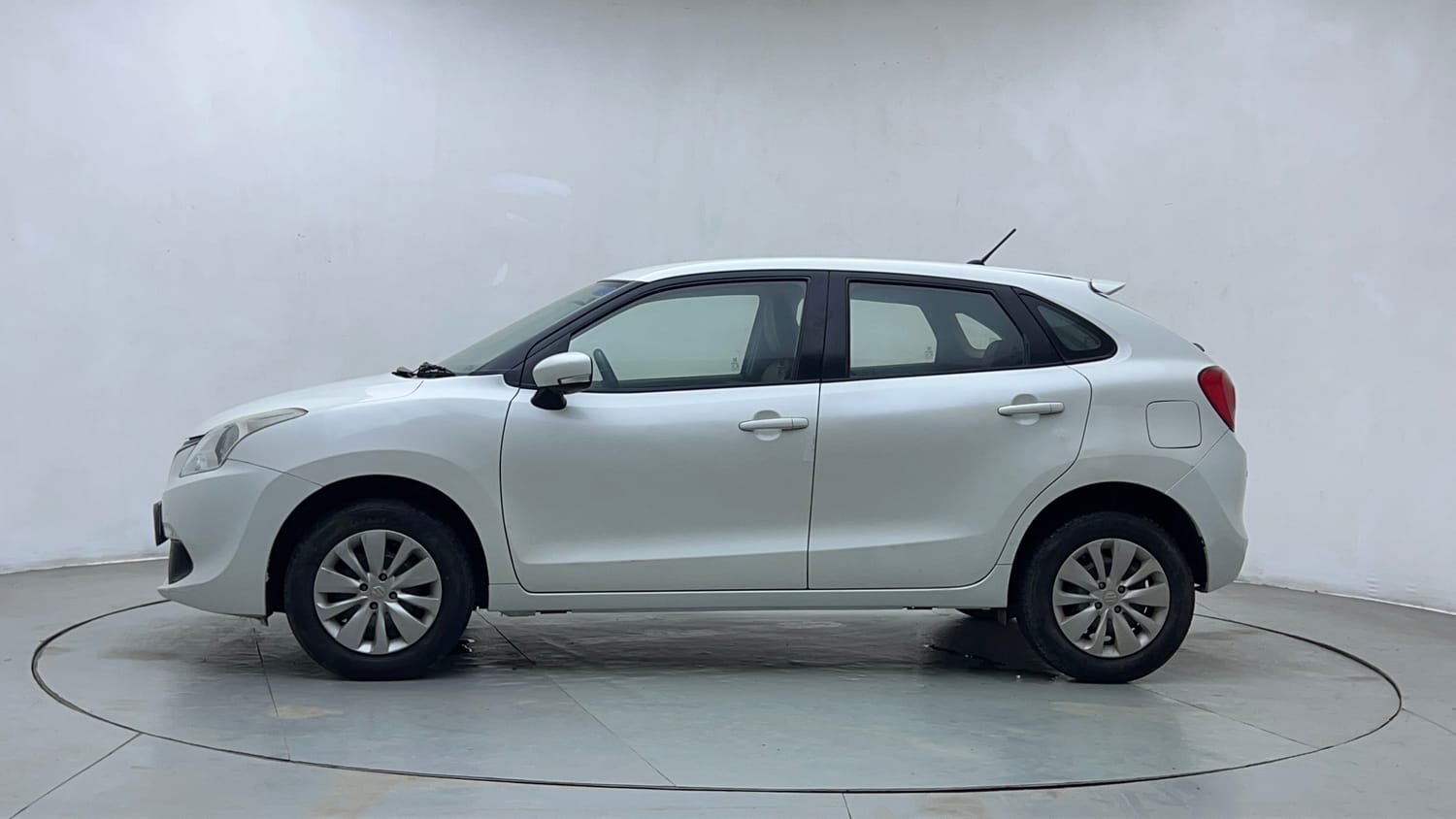 Used 2018 Maruti Suzuki Baleno Delta 1.2 Petrol Manual exterior LEFT SIDE VIEW
