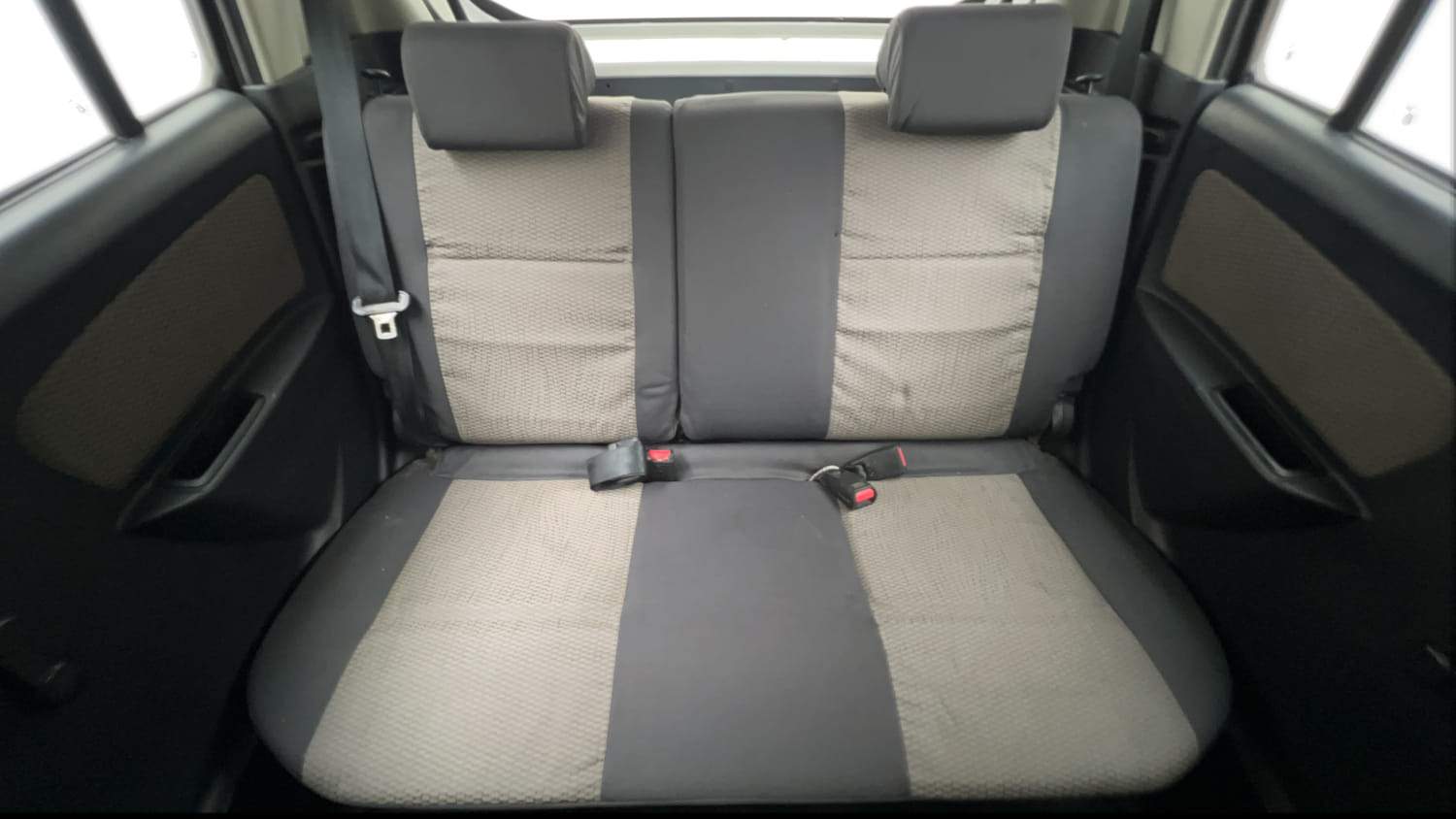 Used 2013 Maruti Suzuki Wagon R LXI CNG Cng Manual interior REAR SEAT CONDITION VIEW