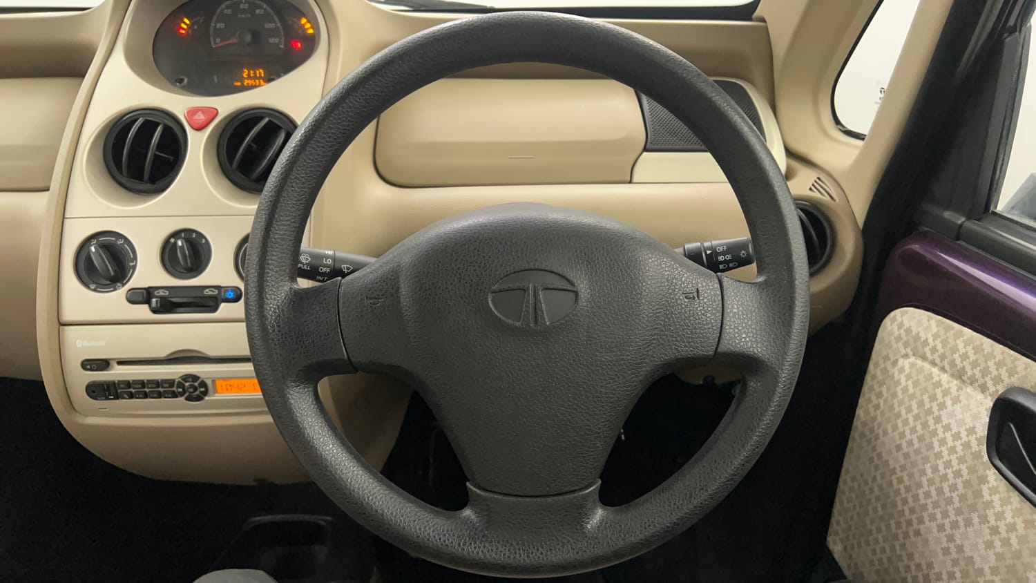 Used 2015 Tata Nano Twist XT Petrol Manual interior STEERING VIEW
