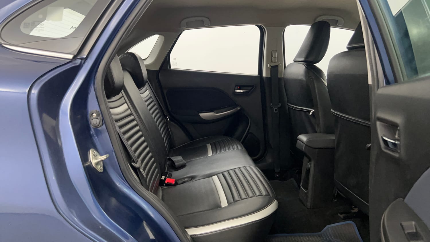 Used 2020 Maruti Suzuki Baleno Zeta Petrol Manual interior RIGHT SIDE REAR DOOR CABIN VIEW