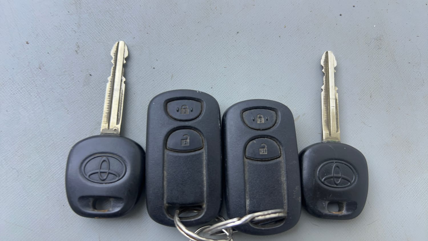 Used 2016 Toyota Etios Liva VD Diesel Manual extra CAR KEY VIEW