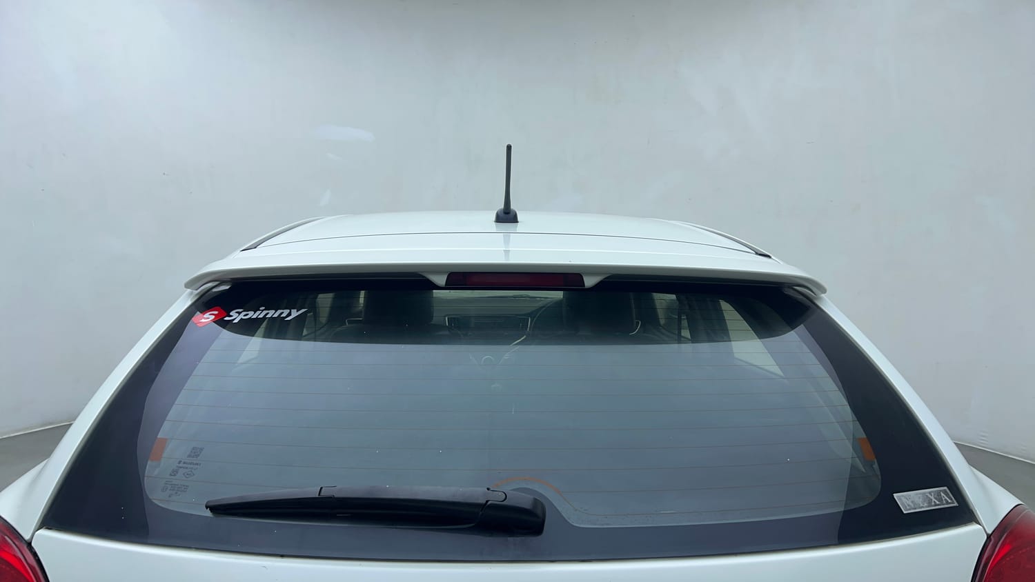 Used 2018 Maruti Suzuki Baleno Delta 1.2 Petrol Manual top_features Rear wiper