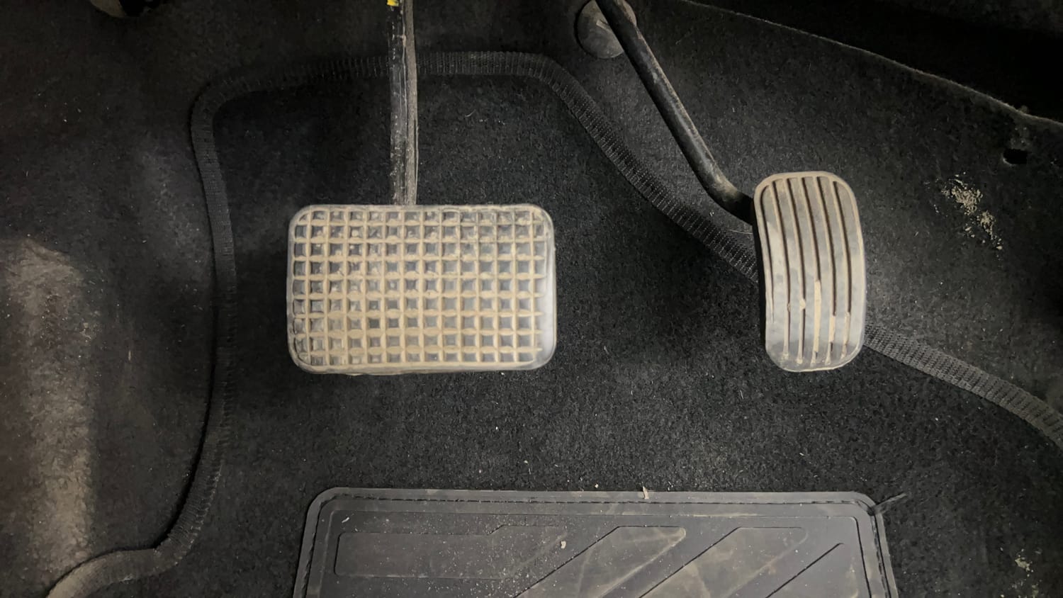 Used 2019 Tata Tigor Revotron XZA Petrol Automatic interior PEDALS VIEW