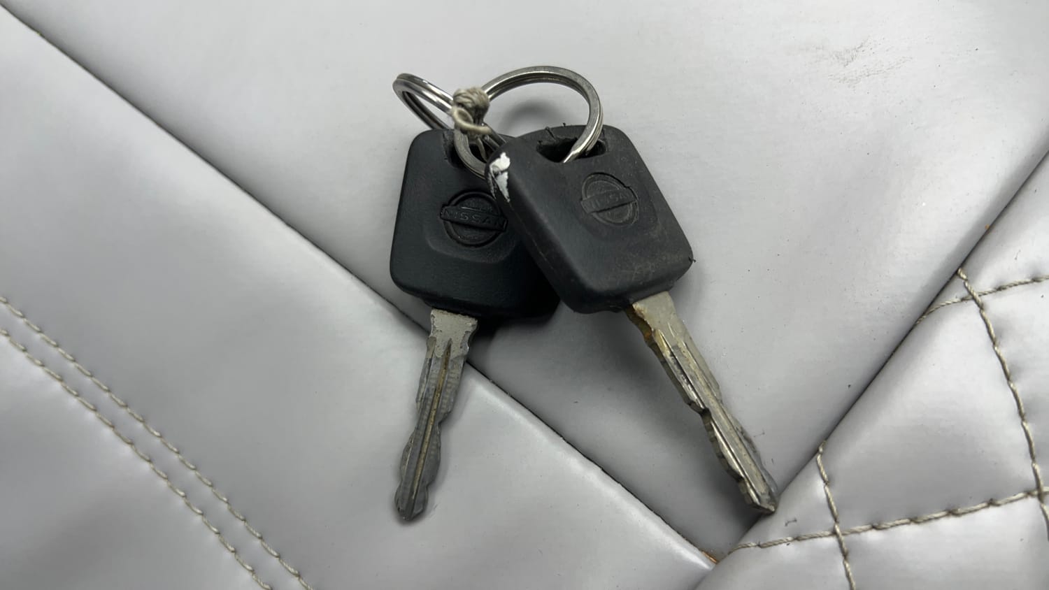 Used 2021 Nissan Magnite XE Petrol Manual extra CAR KEY VIEW