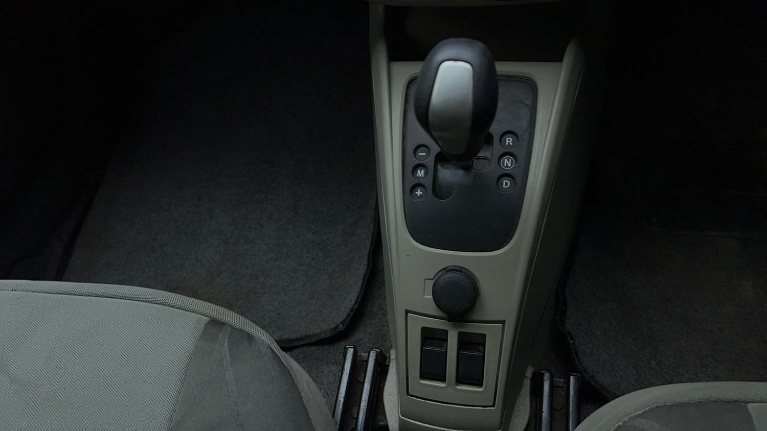 Used 2017 Maruti Suzuki Alto K10 VXi AMT Petrol Automatic interior GEAR  KNOB VIEW