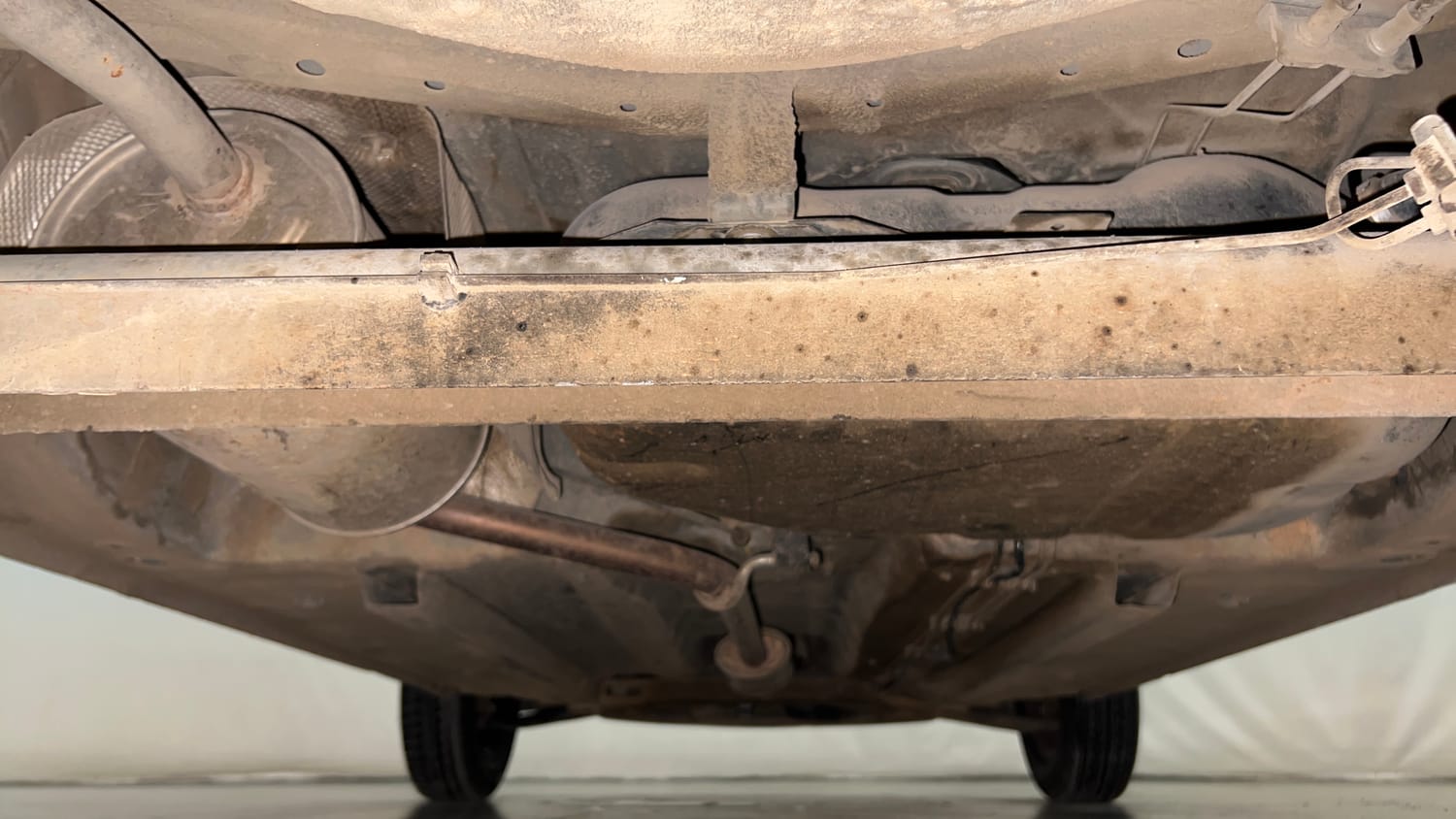 Used 2016 Datsun Redi-GO Sport Petrol Manual extra REAR UNDERBODY VIEW (TAKEN FROM REAR)