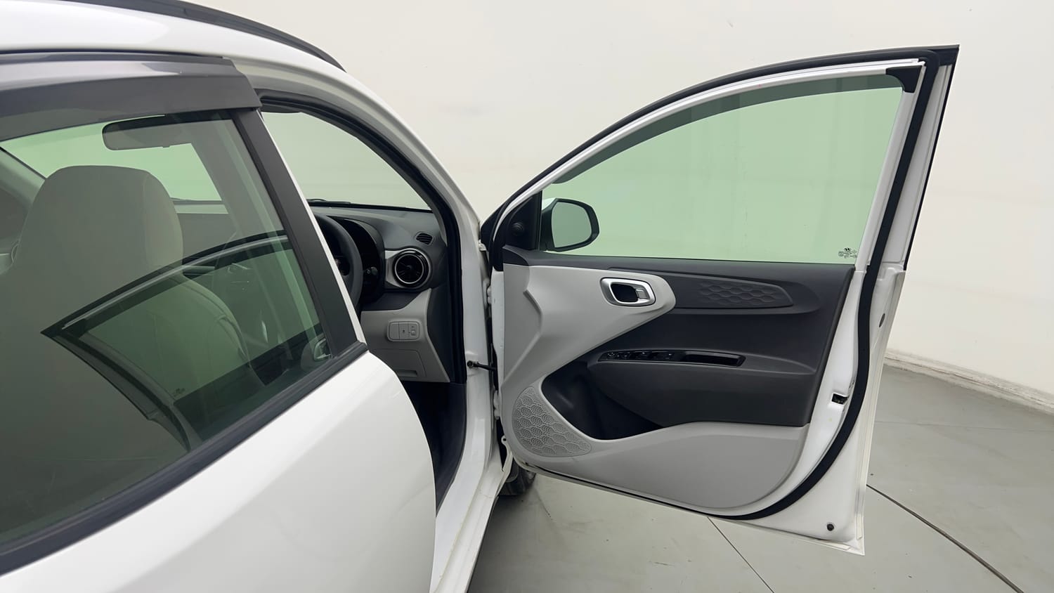Used 2023 Hyundai Grand i10 Nios Sportz 1.2 Kappa VTVT Petrol Manual interior RIGHT FRONT DOOR OPEN VIEW