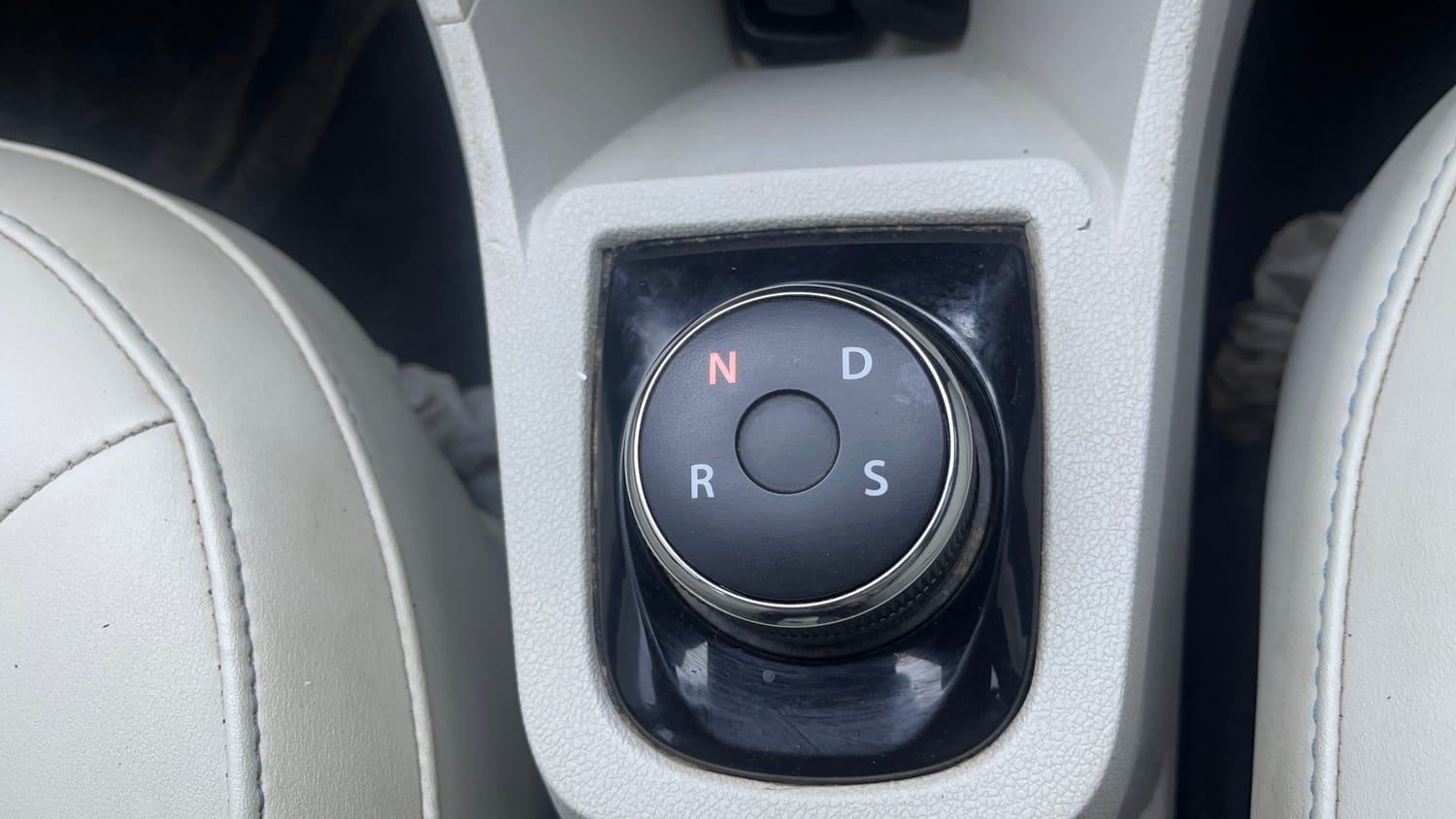 Used 2023 Tata Tiago EV XZ Plus Tech LUX Long Range Electric Automatic interior GEAR  KNOB VIEW
