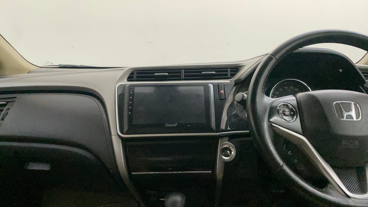 Used 2019 Honda City ZX CVT Petrol Petrol Automatic interior MUSIC SYSTEM & AC CONTROL VIEW