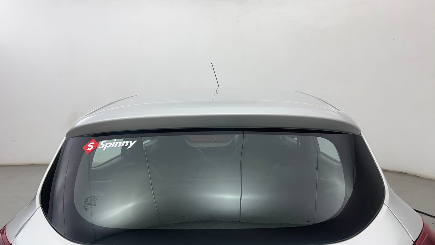 Used 2022 Renault Kwid RXT 1.0 AMT (O) Petrol Automatic exterior BACK WINDSHIELD VIEW