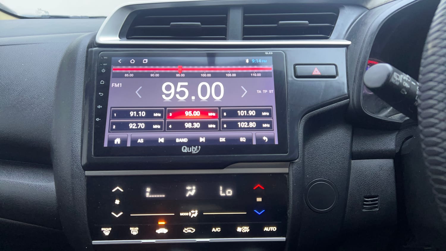 Used 2018 Honda Jazz V Petrol Petrol Manual interior MUSIC SYSTEM & AC CONTROL VIEW