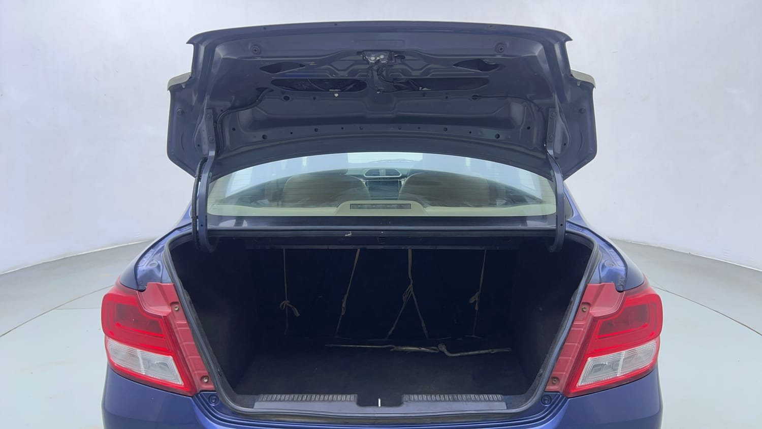 Used 2017 Maruti Suzuki Dzire ZXi Plus AMT Petrol Automatic interior DICKY DOOR OPEN VIEW