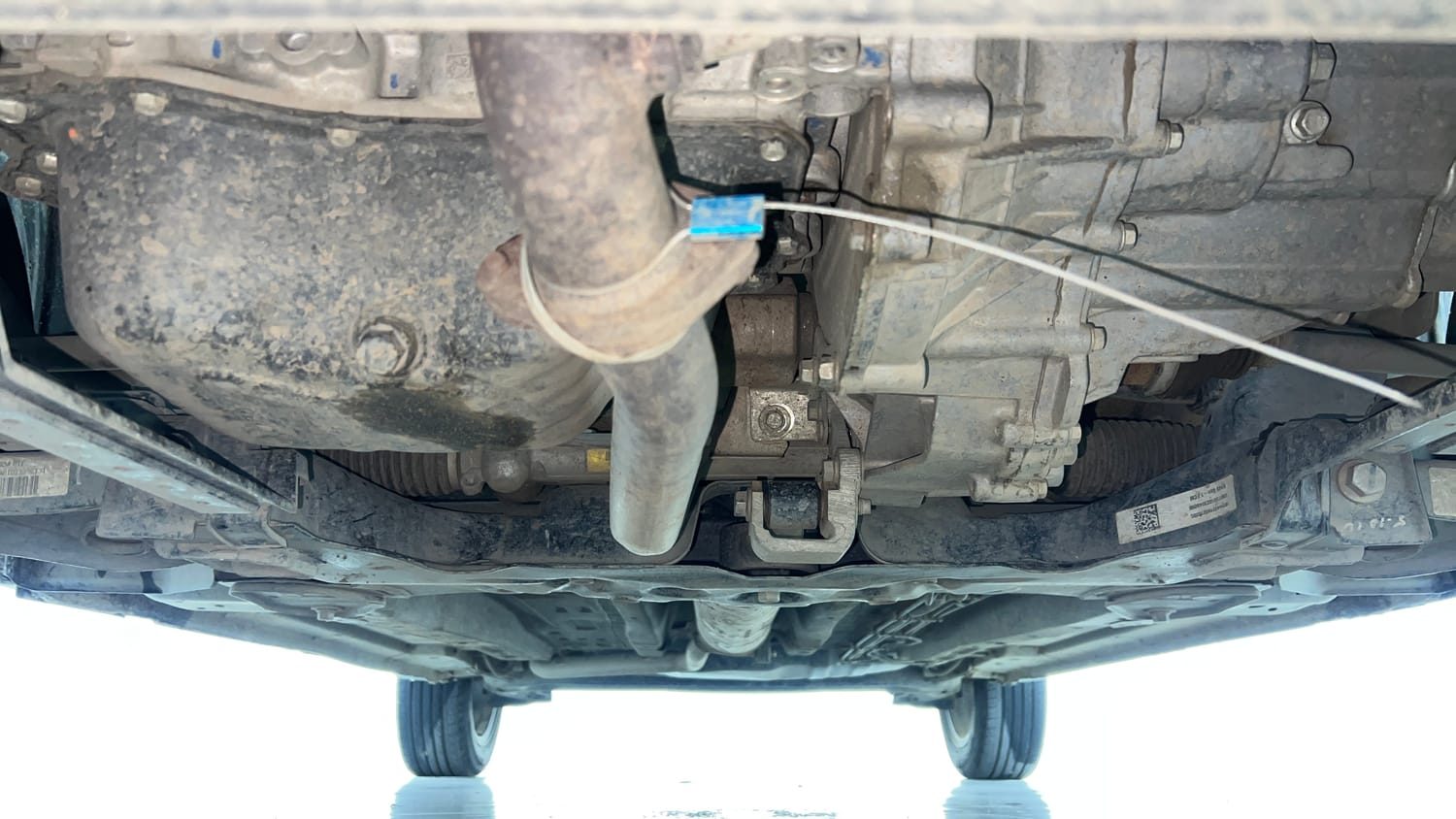 Used 2023 Tata Punch Accomplished Dazzle Sunroof CNG Cng Manual extra FRONT LEFT UNDERBODY VIEW