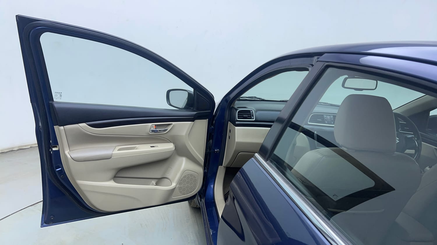 Used 2017 Maruti Suzuki Ciaz Alpha 1.4 AT Petrol Automatic interior LEFT FRONT DOOR OPEN VIEW