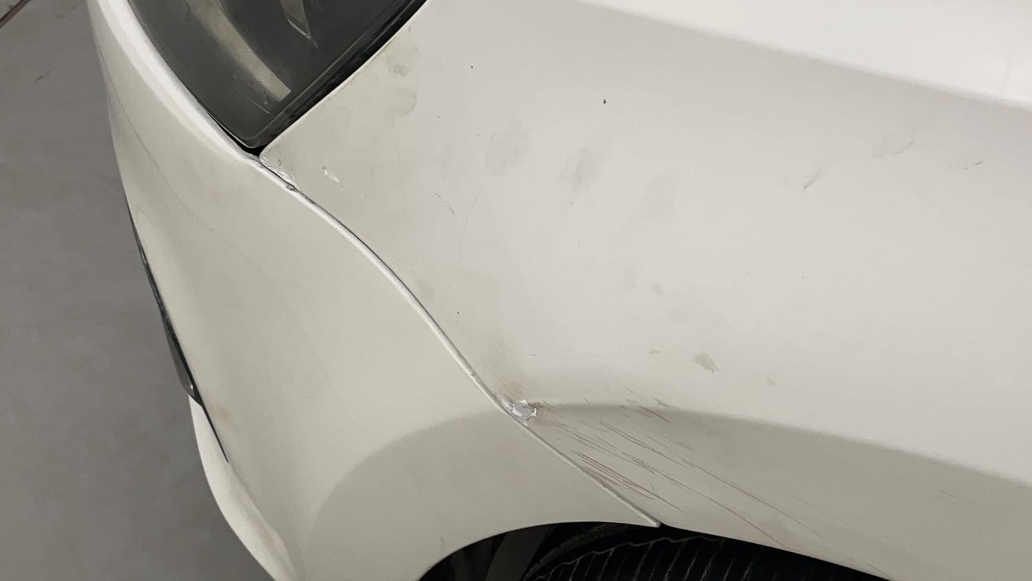Used 2015 Volkswagen Polo Highline1.2L (P) Petrol Manual dents MINOR SCRATCH