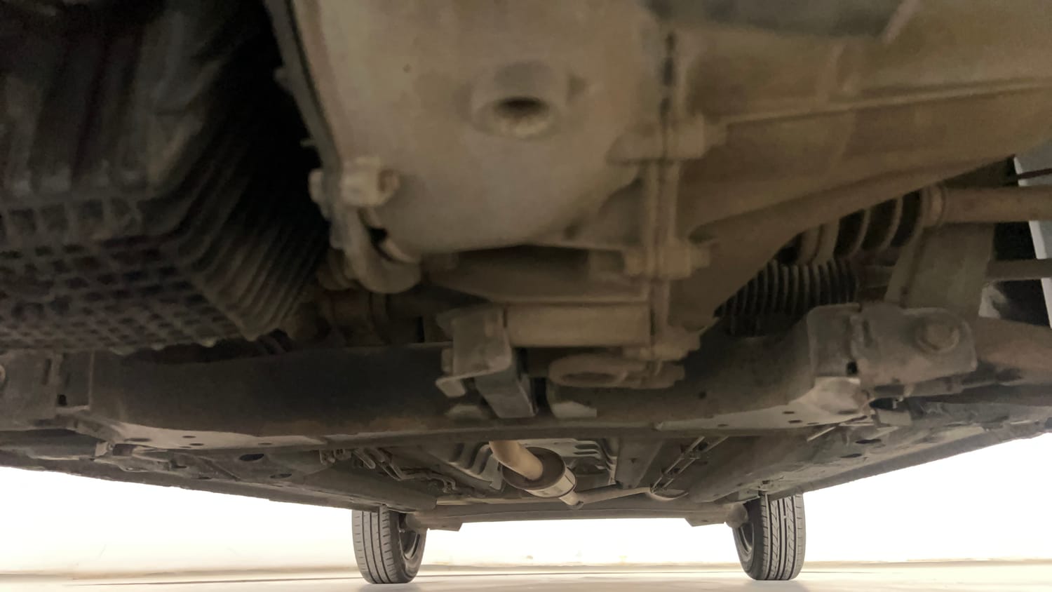 Used 2020 Renault Kwid CLIMBER 1.0 Opt Petrol Manual extra FRONT LEFT UNDERBODY VIEW