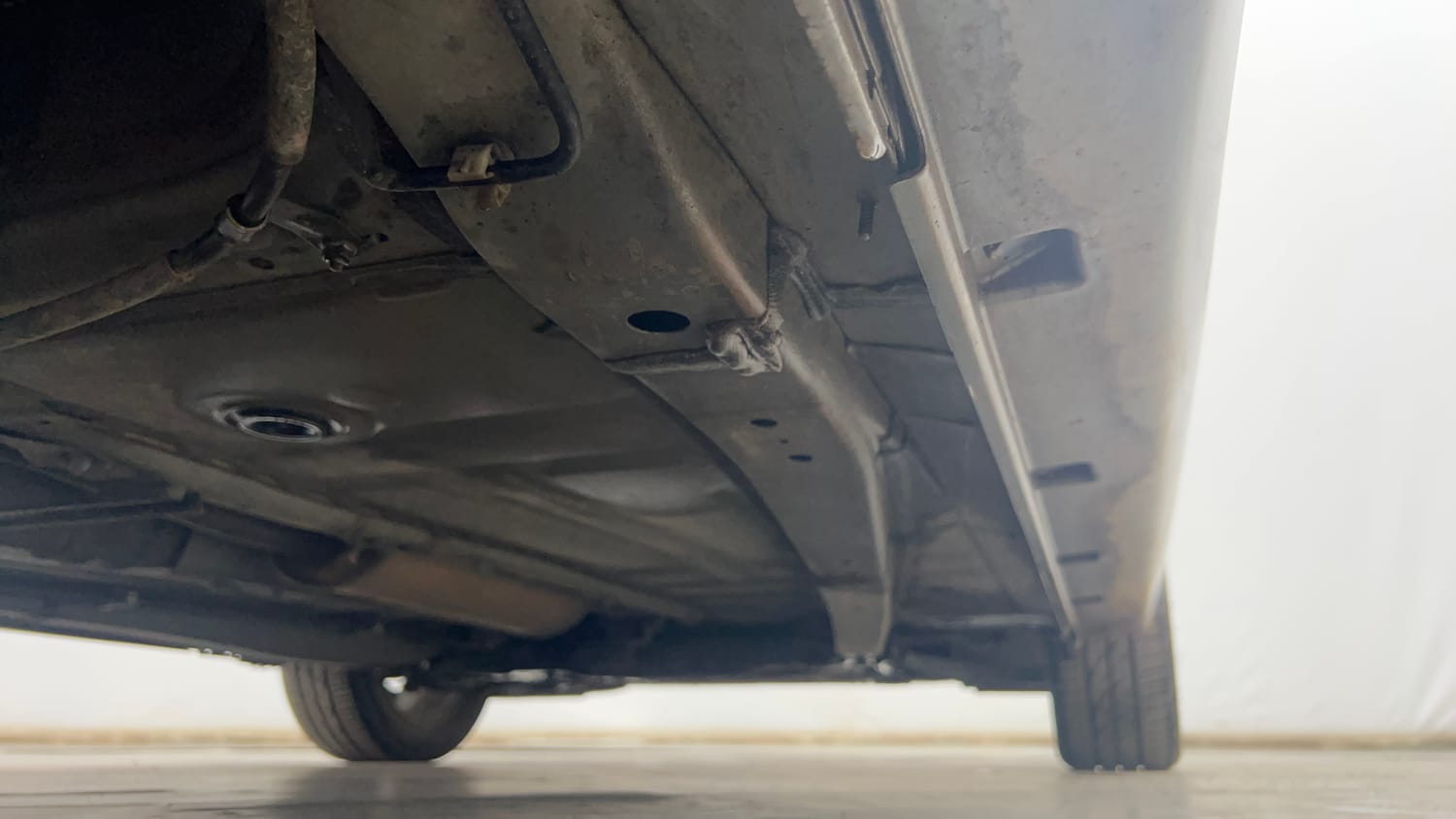 Used 2021 Maruti Suzuki Baleno Alpha Automatic Petrol Automatic extra REAR RIGHT UNDERBODY VIEW