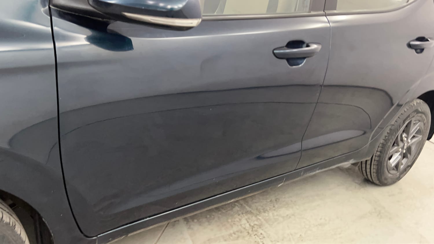 Used 2021 Hyundai Grand i10 Nios Sportz AMT 1.2 Kappa VTVT Petrol Automatic dents MINOR SCRATCH
