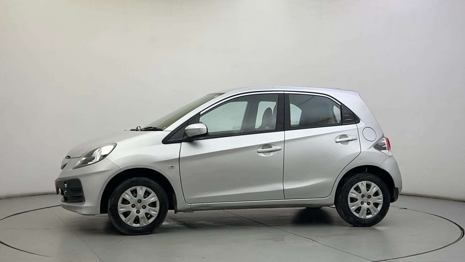 Used 2013 Honda Brio S MT Petrol Manual exterior LEFT SIDE VIEW