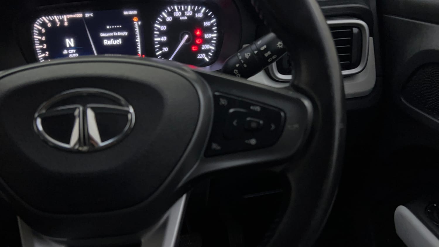 Used 2026 Tata Punch Creative Dual Tone AMT Sunroof Petrol Automatic top_features Cruise control