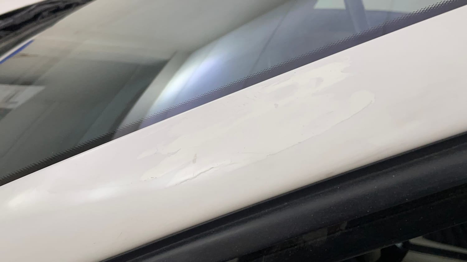 Used 2015 Volkswagen Polo Highline1.2L (P) Petrol Manual dents MINOR SCRATCH