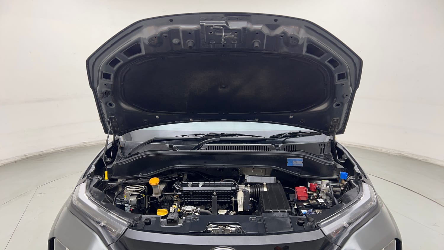 Used 2023 Tata Punch Adventure RHYTHM PACK MT Petrol + CNG (Outside Fitted) Cng Manual engine ENGINE & BONNET OPEN FRONT VIEW