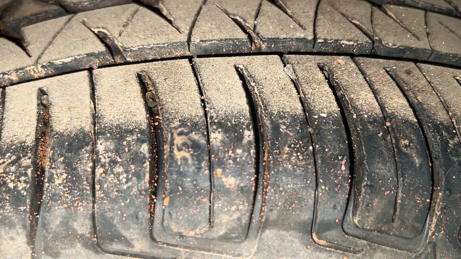 Used 2021 Maruti Suzuki Baleno Alpha Automatic Petrol Automatic tyres RIGHT REAR TYRE TREAD VIEW