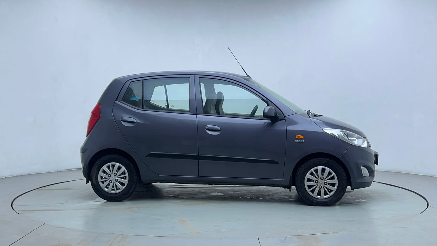 Used 2014 Hyundai i10 Sportz 1.1 iRDE2 Petrol Manual exterior RIGHT SIDE VIEW