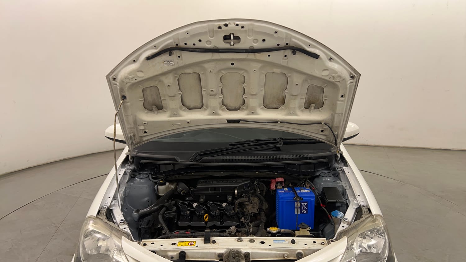 Used 2013 Toyota Etios Liva G Petrol Manual engine ENGINE & BONNET OPEN FRONT VIEW