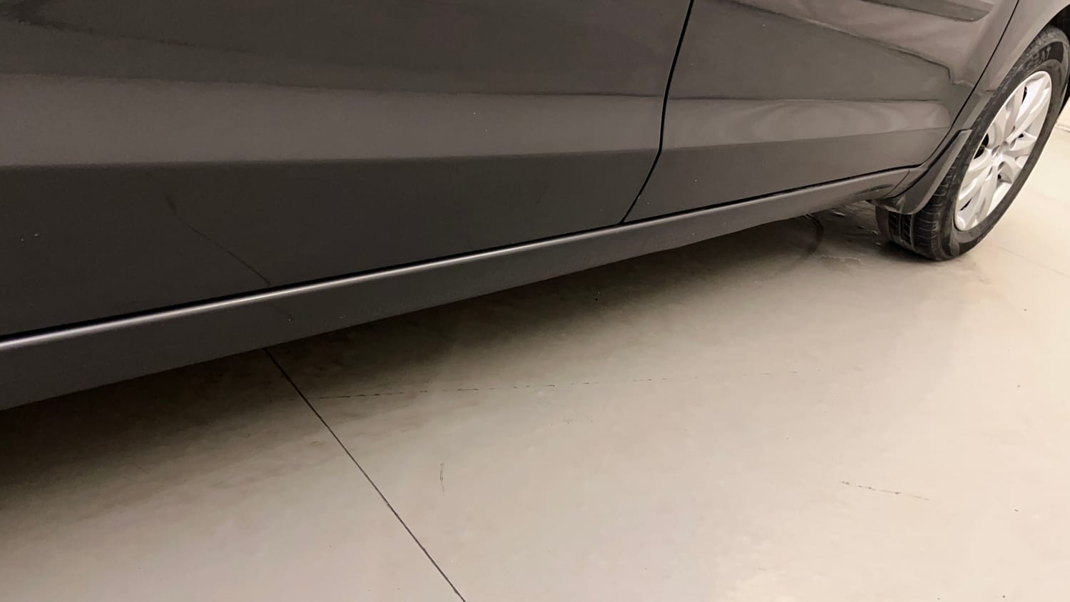Used 2017 Maruti Suzuki Ertiga ZXI+ Petrol Manual dents MINOR DENT