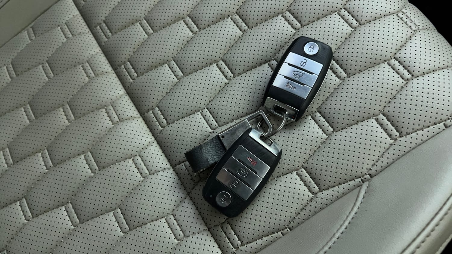 Used 2020 Kia Seltos HTX IVT 1.5 Dual Tone Petrol Automatic extra CAR KEY VIEW