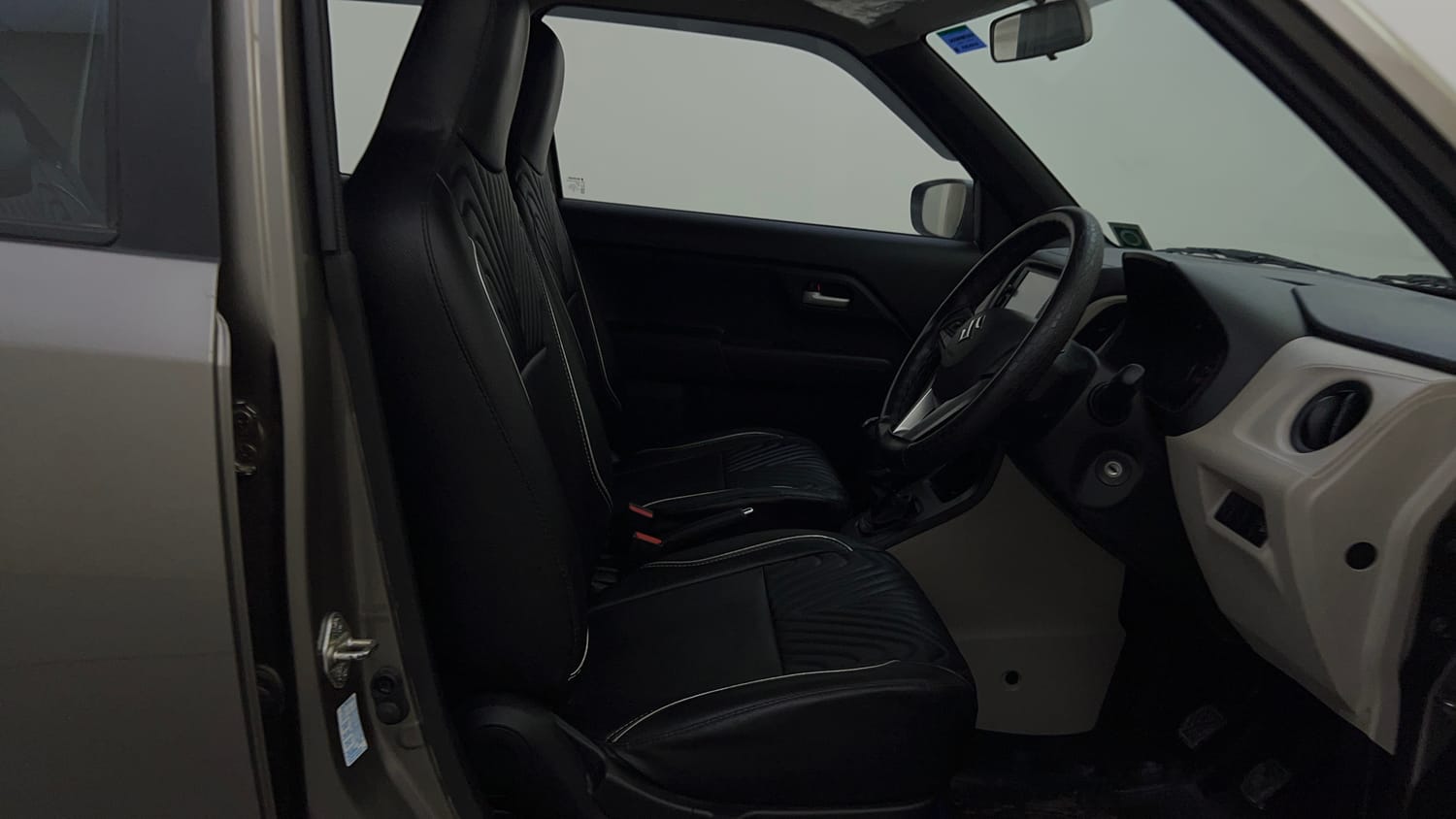 Used 2021 Maruti Suzuki Wagon R VXi (O) 1.2 Petrol Manual interior RIGHT SIDE FRONT DOOR CABIN VIEW