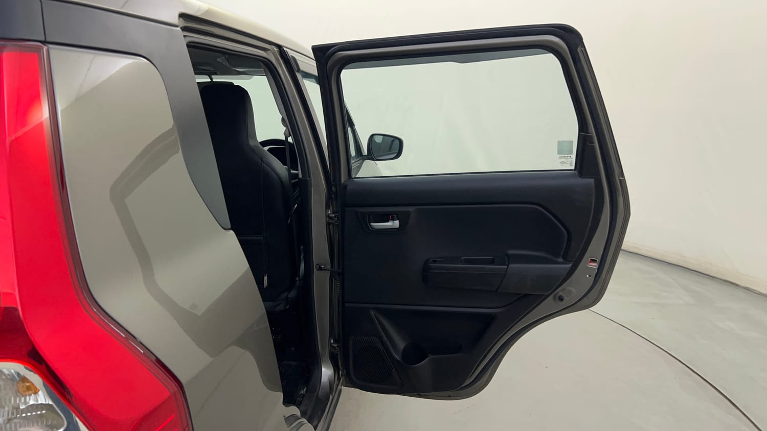 Used 2021 Maruti Suzuki Wagon R VXi (O) 1.2 Petrol Manual interior RIGHT REAR DOOR OPEN VIEW