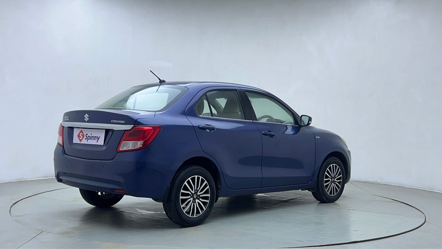Used 2017 Maruti Suzuki Dzire ZXi Plus AMT Petrol Automatic exterior RIGHT REAR CORNER VIEW