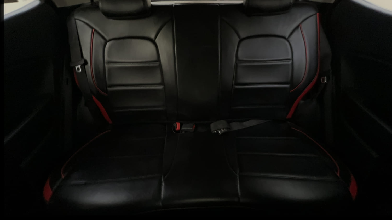 Used 2020 Hyundai Venue SX 1.0 Turbo Petrol Manual interior REAR SEAT CONDITION VIEW