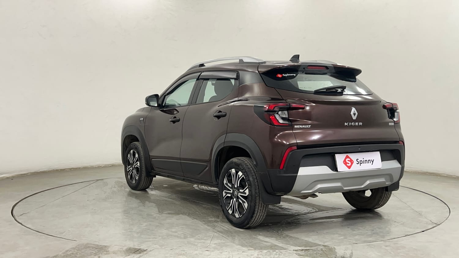 Used 2022 Renault Kiger RXZ AMT Petrol Automatic exterior LEFT REAR CORNER VIEW