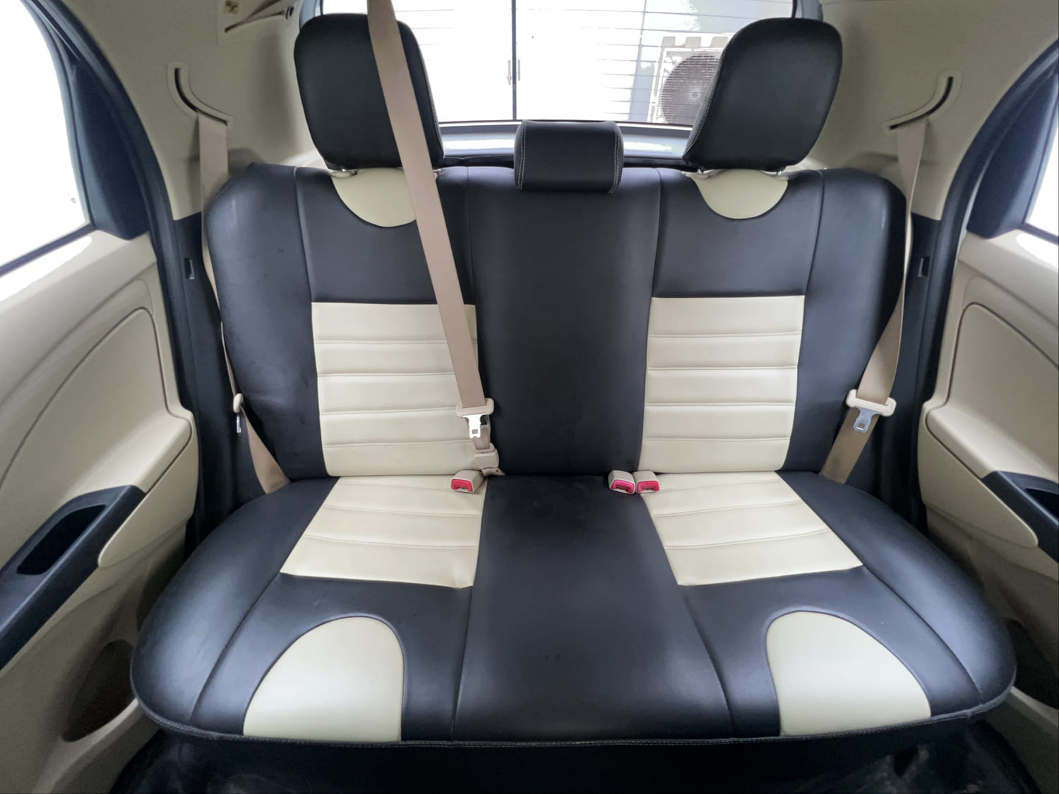 Used 2016 Toyota Etios Liva VD Diesel Manual interior REAR SEAT CONDITION VIEW