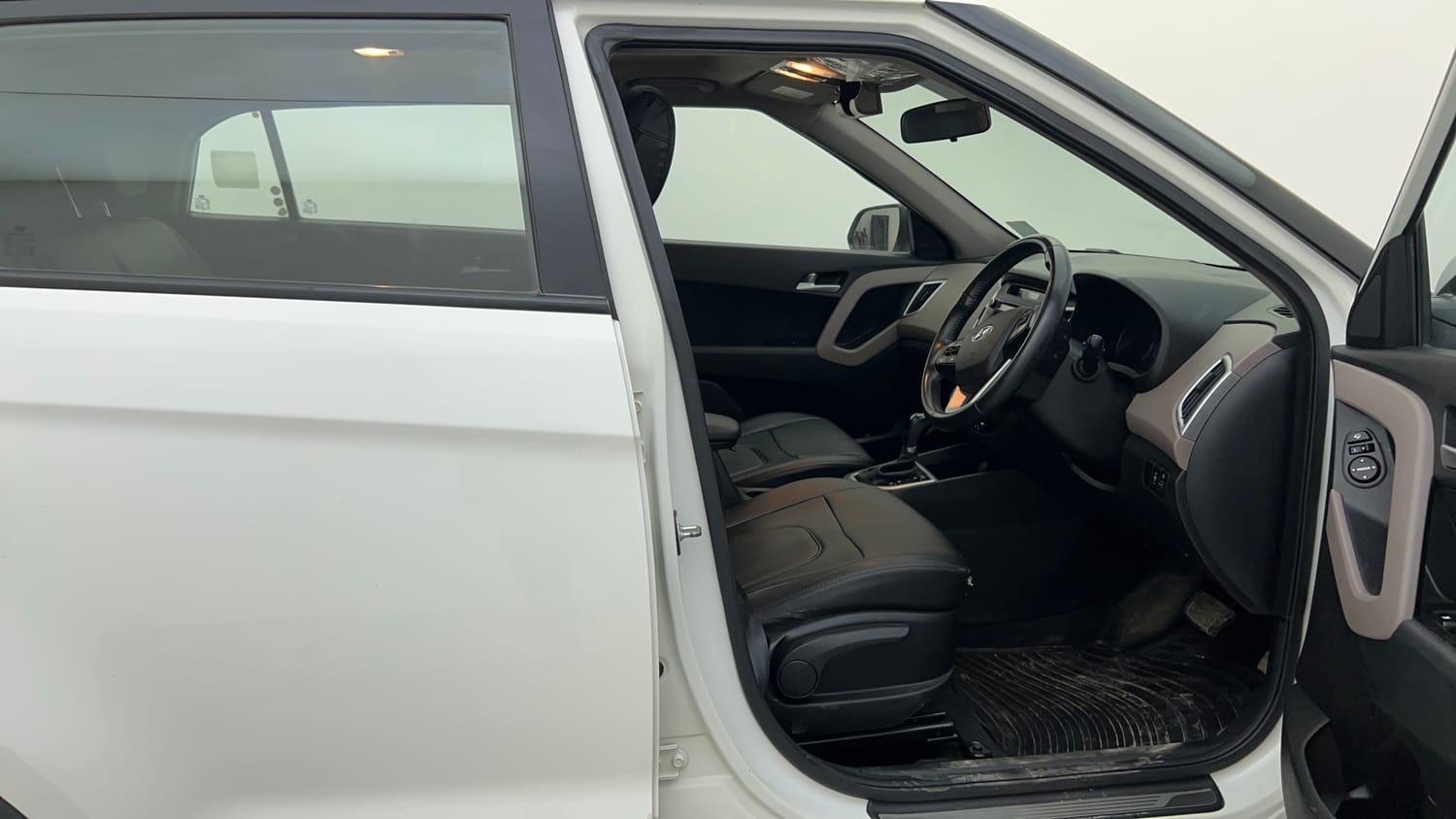 Used 2018 Hyundai Creta SX 1.6 AT Petrol Petrol Automatic interior RIGHT SIDE FRONT DOOR CABIN VIEW