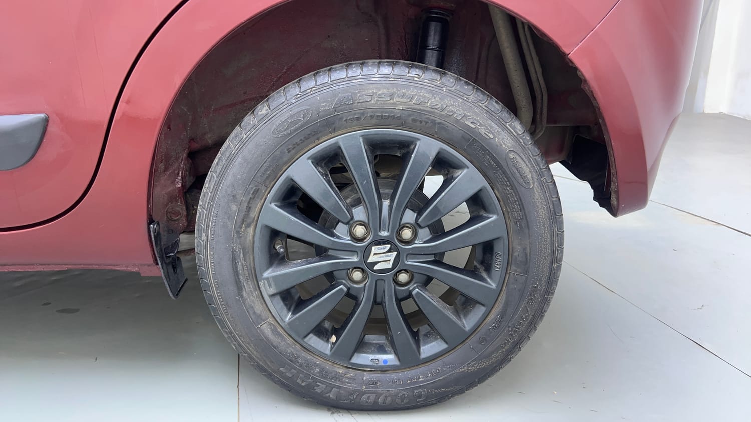 Used 2022 Maruti Suzuki Wagon R LXI 1.0 CNG Cng Manual tyres LEFT REAR TYRE RIM VIEW