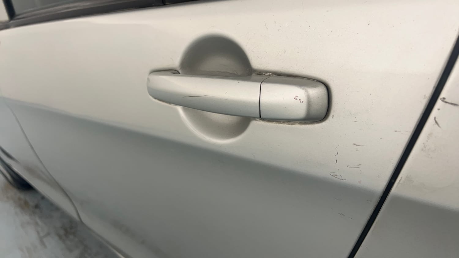 Used 2019 Maruti Suzuki Celerio VXi AMT Petrol Automatic dents MINOR SCRATCH
