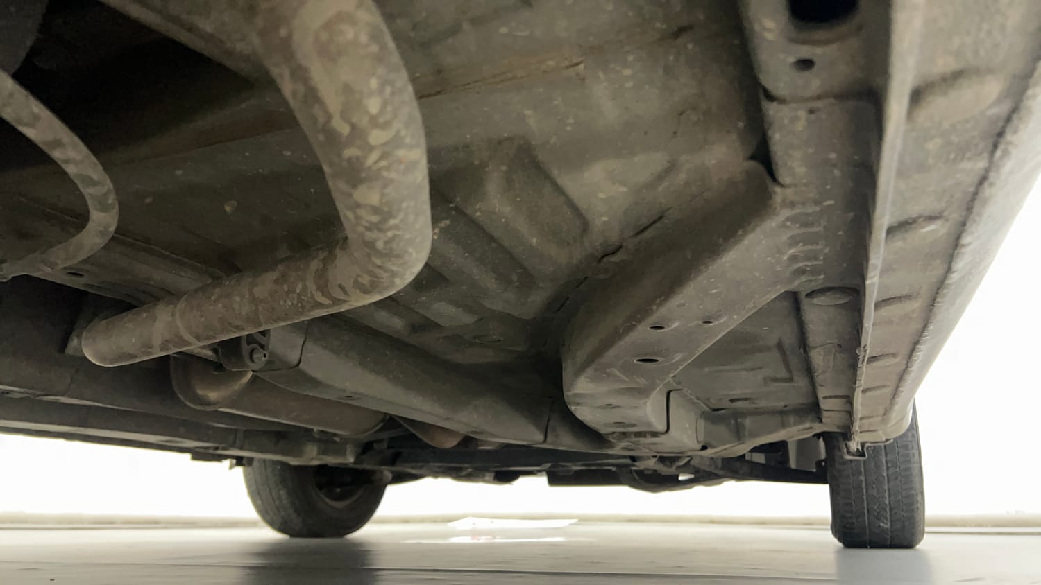 Used 2013 Honda Brio S MT Petrol Manual extra REAR RIGHT UNDERBODY VIEW