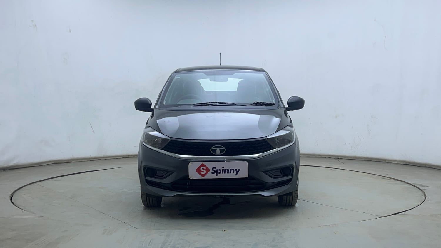Used 2022 Tata Tigor XMA Petrol Automatic exterior FRONT VIEW